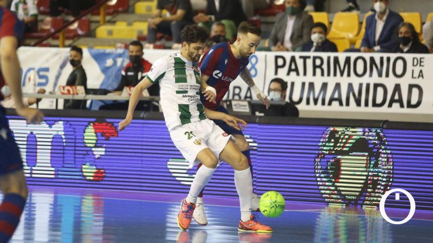 Zequi, en el duelo con el Levante