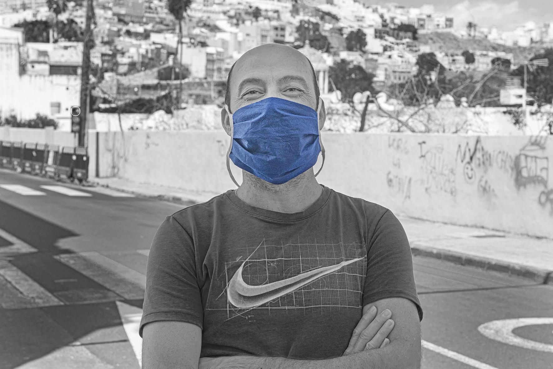 "Camu", trabajador social