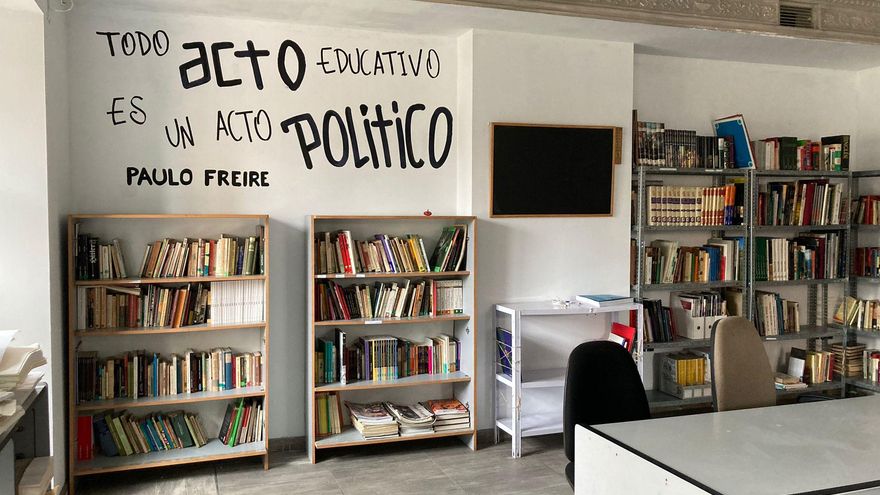La nueva biblioteca del CSO La Molinera.