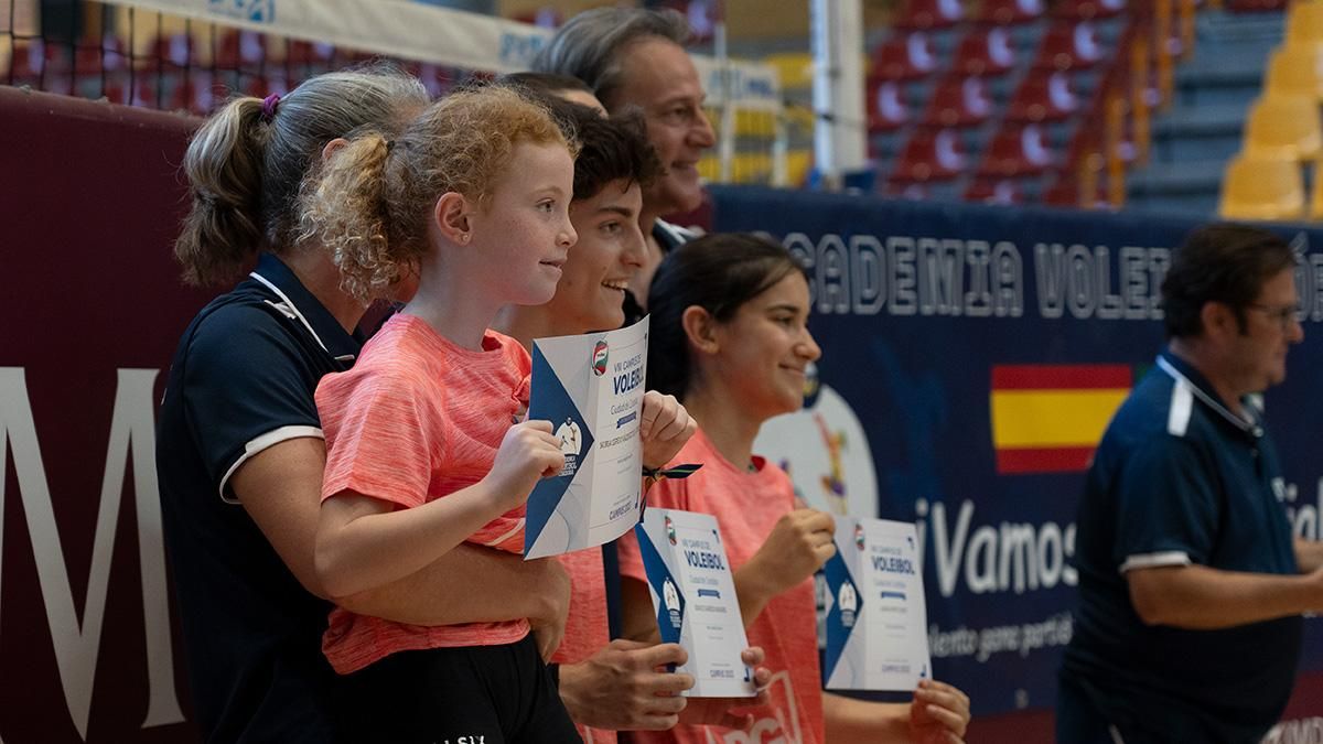Clausura del Campus Rafa Pascual de voleibol en Vista Alegre