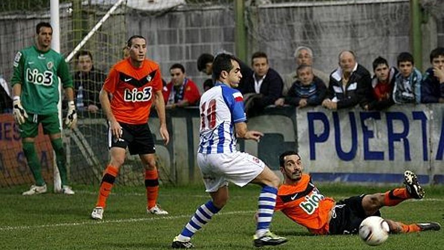 Un momento del encuentro. (Fuente: infobierzo.com)