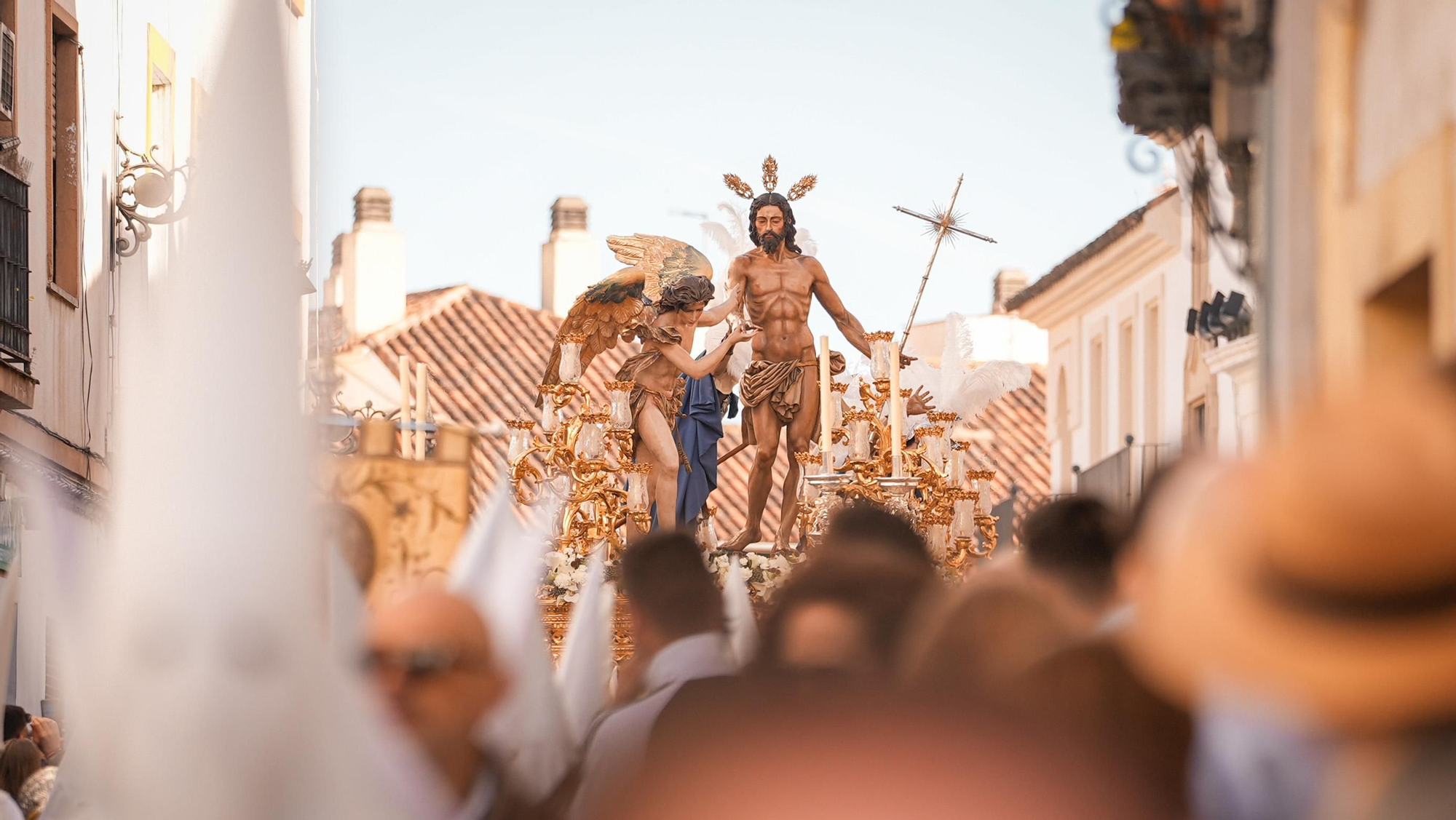 La procesión de El Resucitado, en imágenes