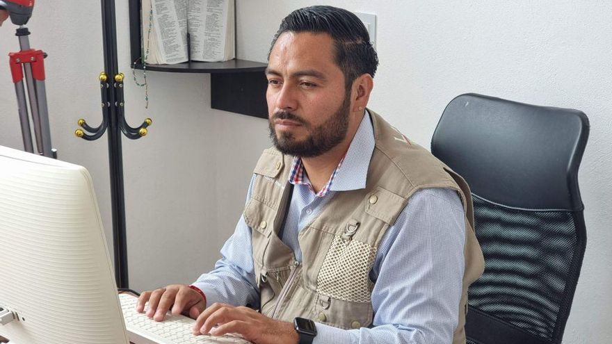 Alberto Amaro, periodista mexicano refugiado en Asturias: "Al menos mis hijos han aprendido a defender lo que es justo"