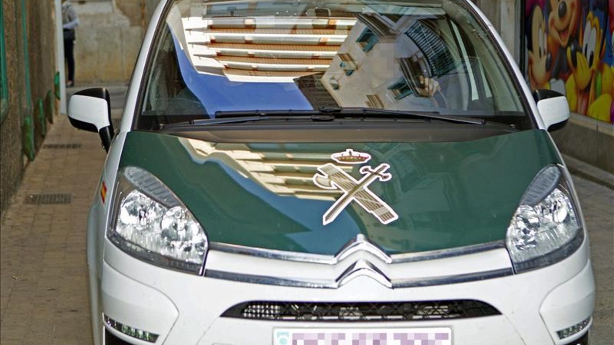 Un coche patrulla de la Guardia Civil