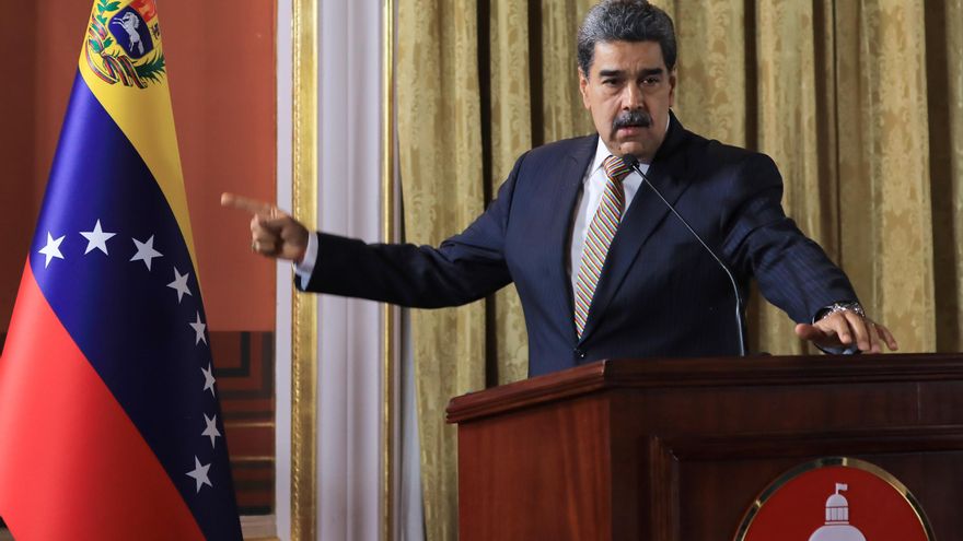 Nicolás Maduro acusa a EE.UU. de buscar un "cambio de régimen" de manera "terrorista"