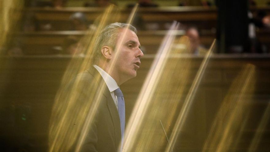 El portavoz de Vox en el Ayuntamiento de Madrid, Javier Ortega Smith, durante una sesión plenaria, en el Congreso de los Diputados, a 25 de junio de 2024, en Madrid (España)