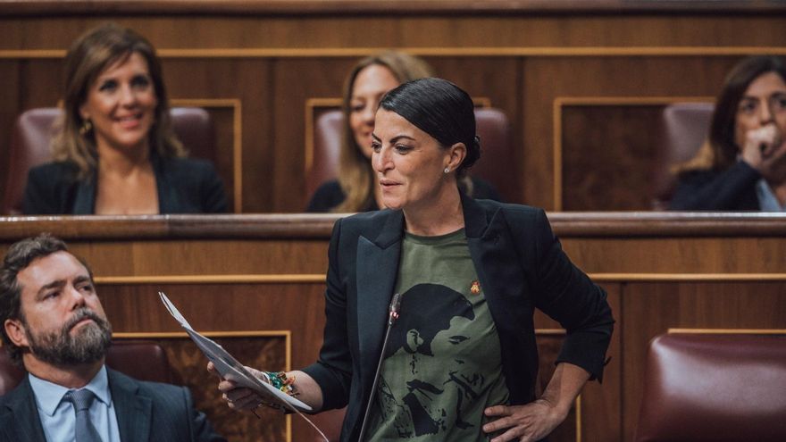 La renuncia de Macarena Olona a su escaño en el Congreso no es definitiva y podrá volver tras las elecciones andaluzas