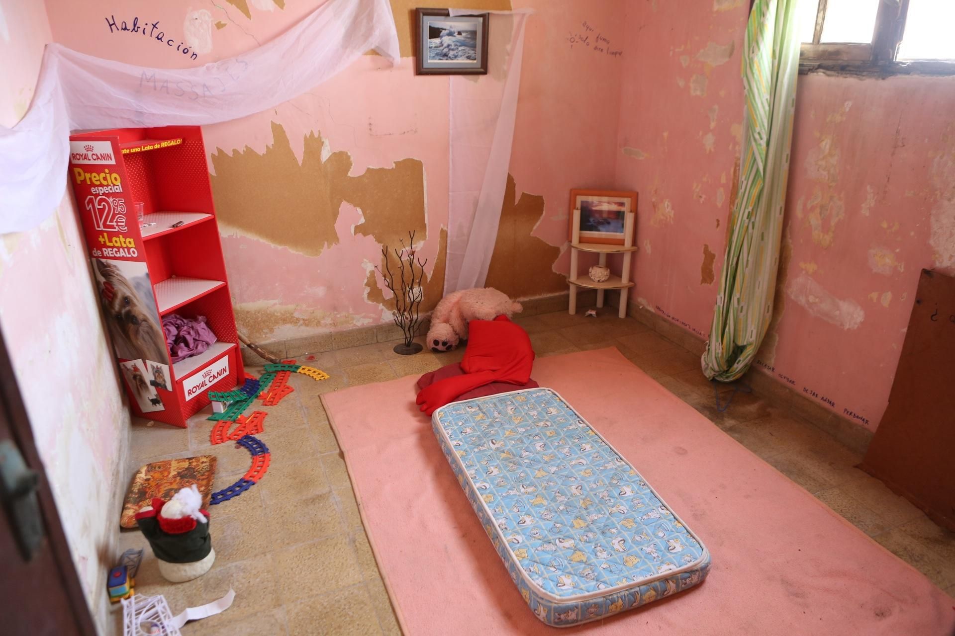 Sala para meditar en el Mural en el Centro Social La Bicicleta (ALEJANDRO RAMOS)