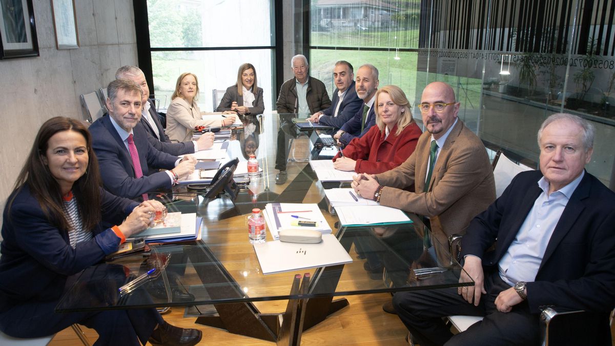Reunión del Consejo de Gobierno celebrada este jueves en Meruelo.