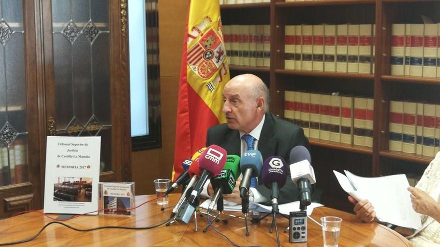 El presidente del TSJ castellanomanchego pide que las medidas para el poder judicial preserven su independencia
