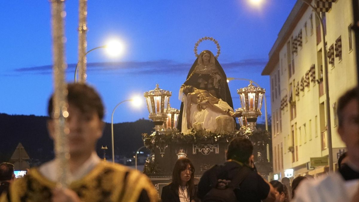 Salida procesional del Traslado al Sepulcro, en imágenes
