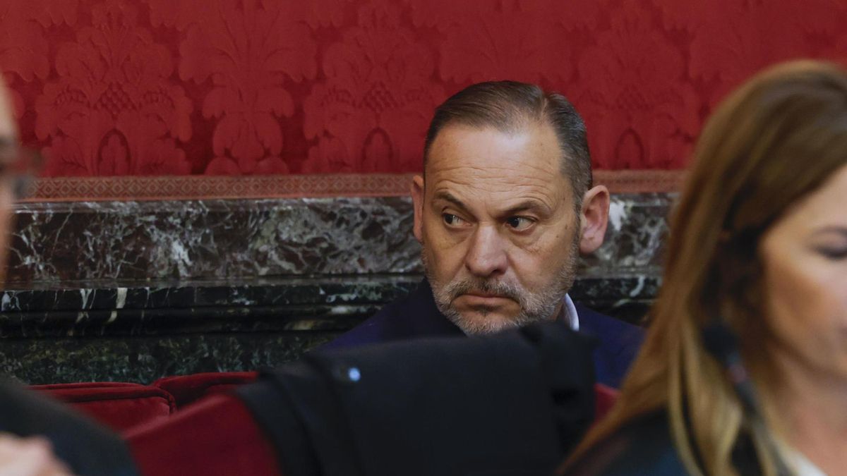 Los testigos acorralan a Ábalos y Koldo García por los enchufes de dos mujeres en empresas públicas