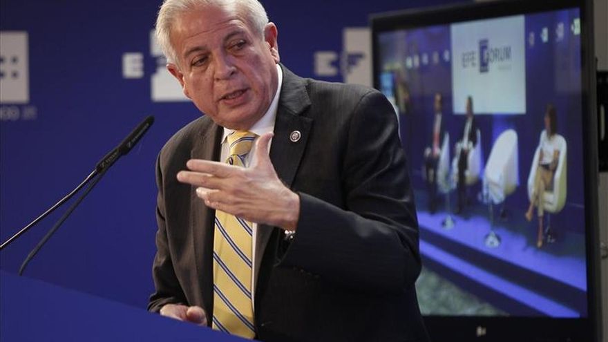 Miami advierte de que no tiene fondos para atender a más refugiados cubanos