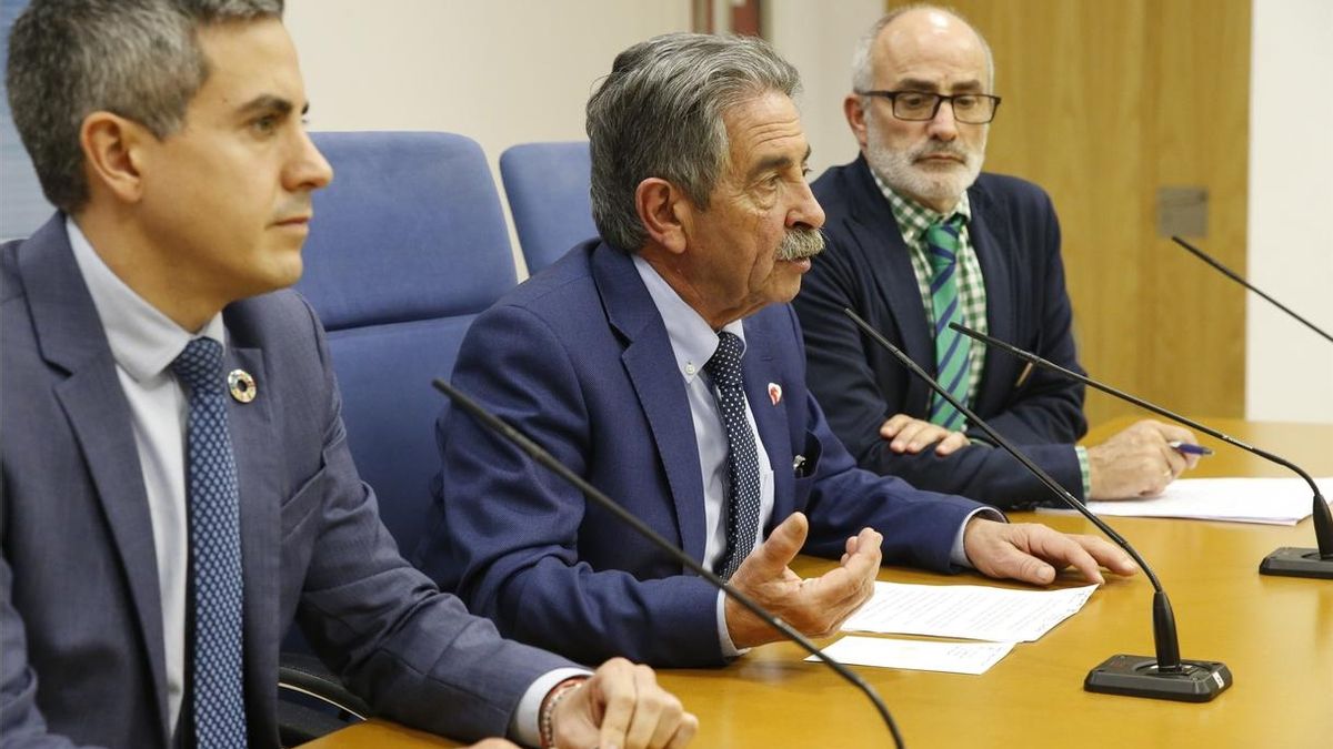 Zuloaga, Revilla y Rodríguez en una imagen de archivo.