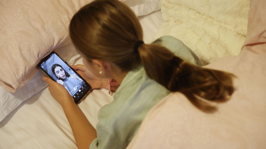 La preocupación por los adolescentes emerge en series, encuestas, informes y leyes