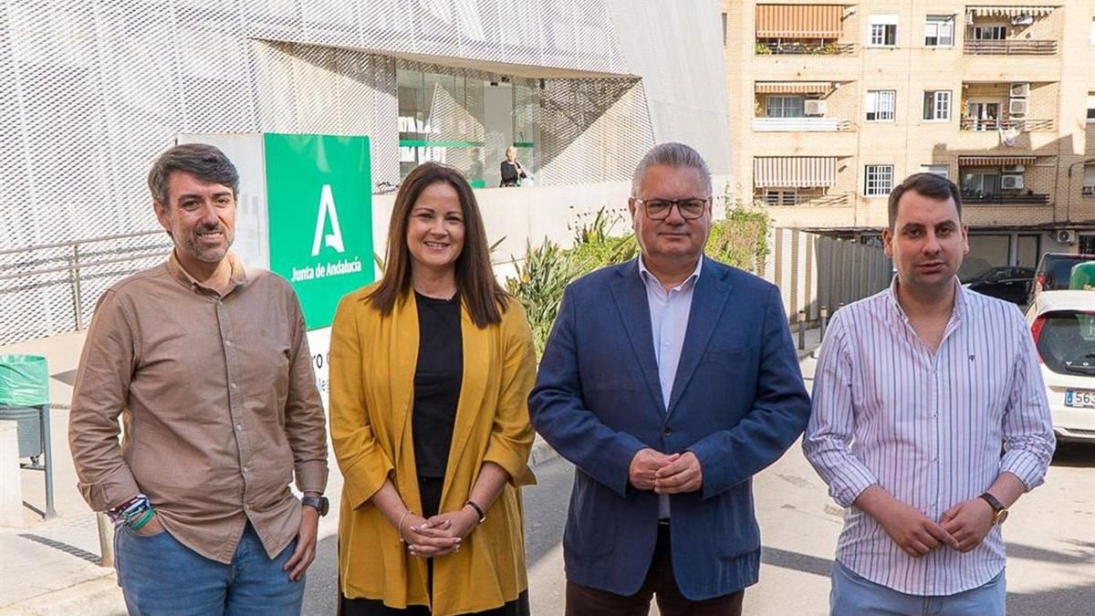 Silvia Mellado (PSOE) pide a los cordobeses que elijan revertir las listas de espera sanitarias