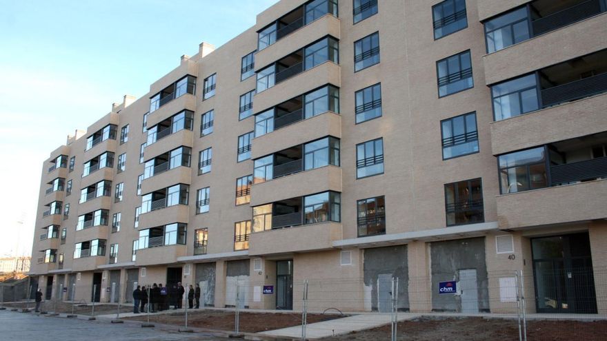 CCOO advierte de la "desaparición" de la vivienda pública en Castilla-La Mancha: "Es urgente tomar medidas"