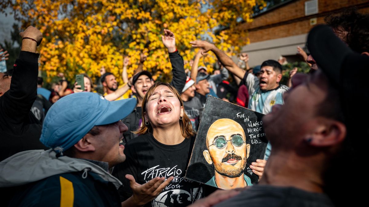 Una misa ricotera para despedir al Indio en Plaza de Mayo