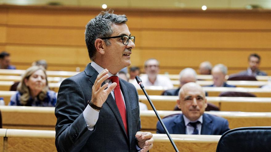 El ministro de la Presidencia, Justicia y Relaciones con las Cortes, Félix Bolaños, interviene durante una sesión de control al Gobierno, en el Senado, a 15 de septiembre de 2026, en Madrid (España).