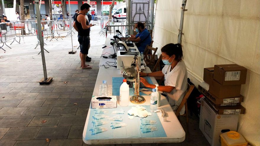 El punto de vacunación de Trinitat Vella administró 110 dosis en una mañana este jueves