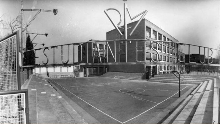 El Campo Nuevo antes de estar techado y ser La Nevera