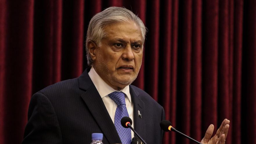 El viceprimer ministro y responsable de Exteriores de Pakistán, Ishaq Dar.