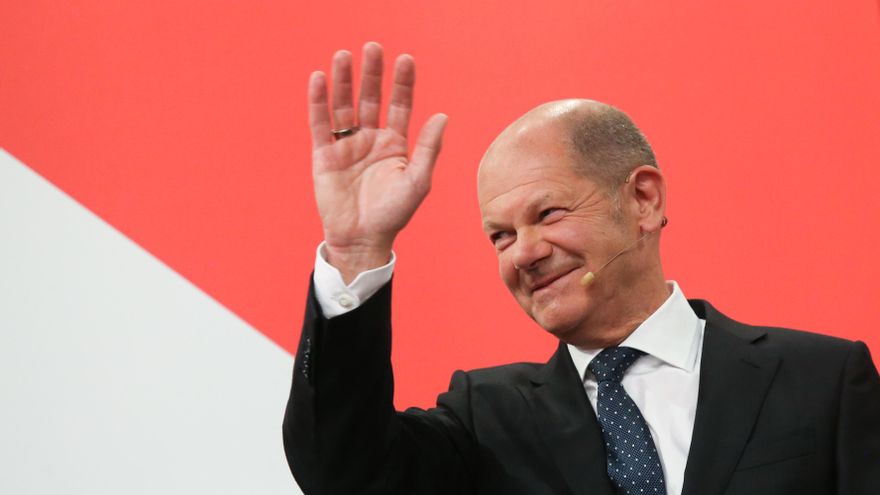 Scholz, optimista en el arranque de las negociaciones para formar gobierno con Verdes y liberales
