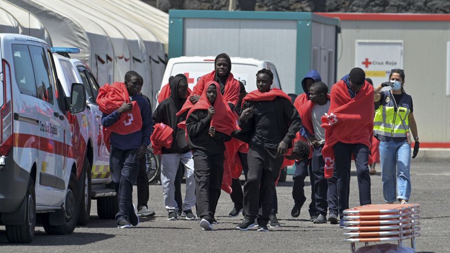Un segundo cayuco con 21 personas eleva a 196 las llegadas a El Hierro este domingo