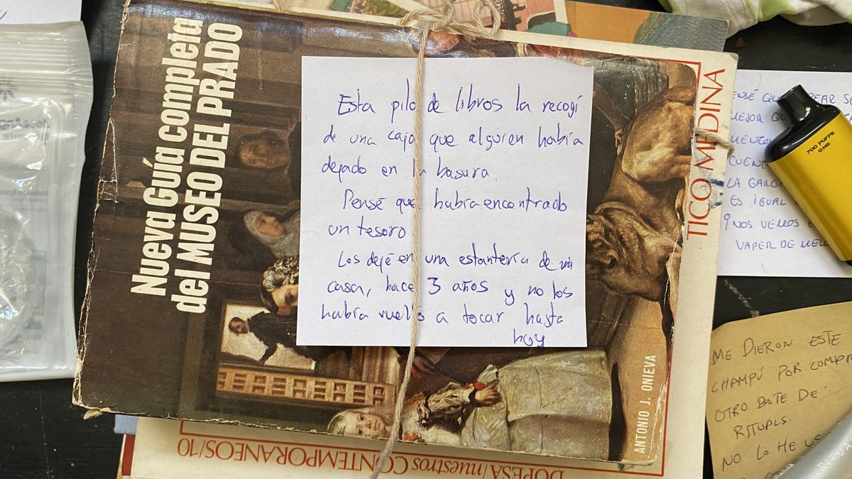 Otra de las historias unidas a enseres de los que desprenderse en 'Distrito Diógenes'.