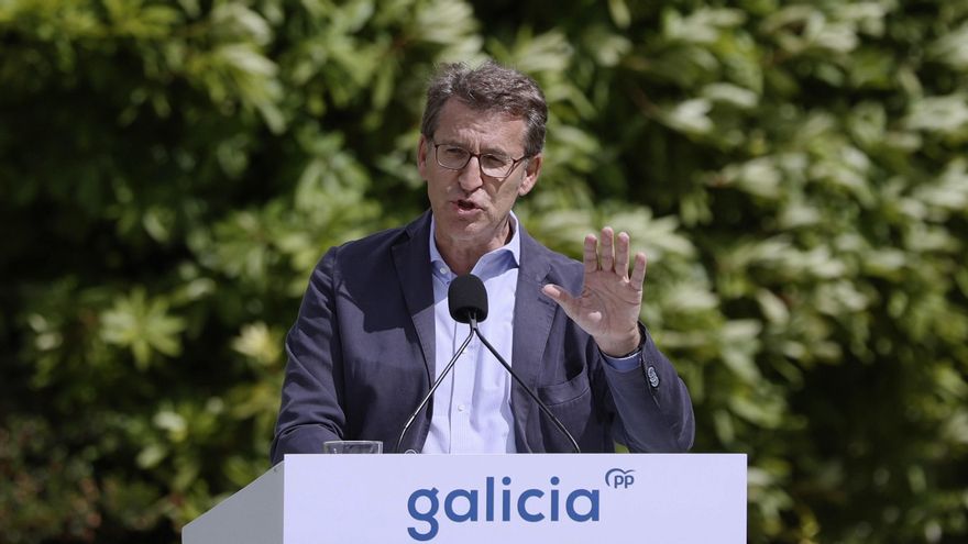 El presidente de la Xunta y líder del PPdeG, Alberto Núñez Feijóo, clausura la junta directiva del partido este martes en Santiago de Compostela, durante la que anunció que se presentará a la reelección como líder del PPdeG. EFE/Lavandeira jr