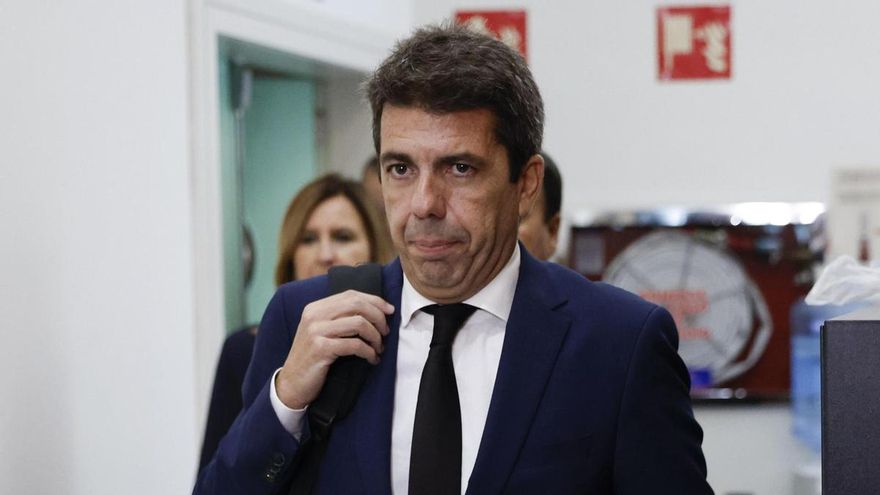 Mazón propone una comisión de investigación en Les Corts y pide otra en el Congreso