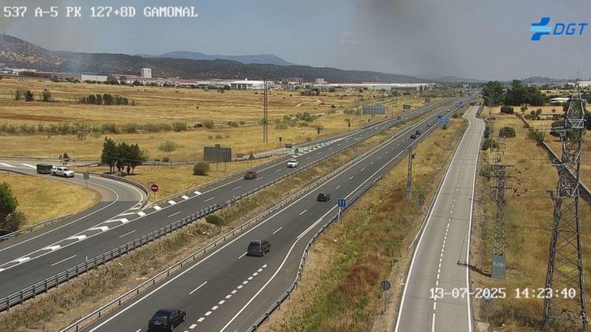 Incendio forestal de Gamonal del 13 de julio desde varios puntos de la A-5 que une Madrid con Extremadura