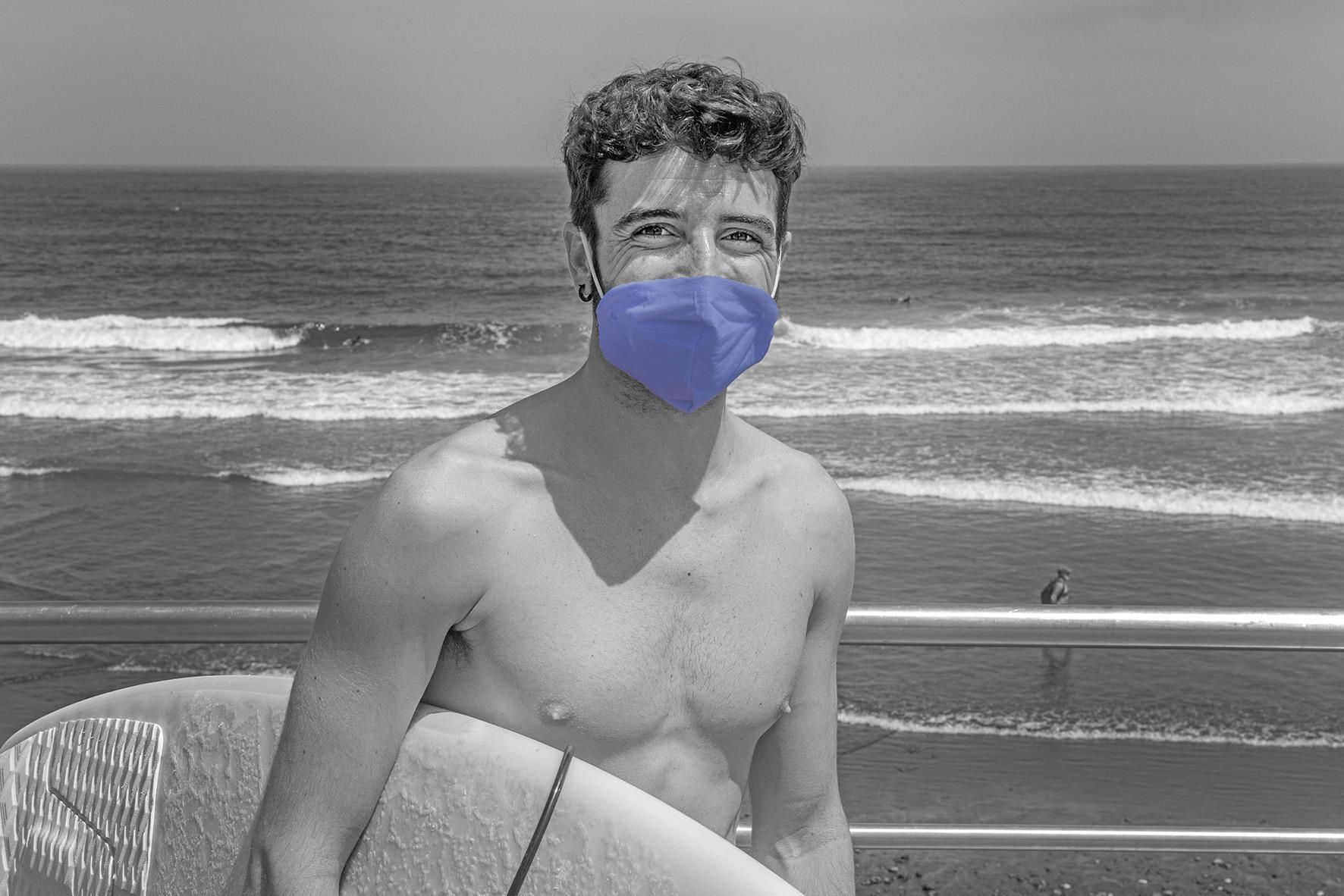 Luis Elías, surfero. (LEANDRO BETANCOR)