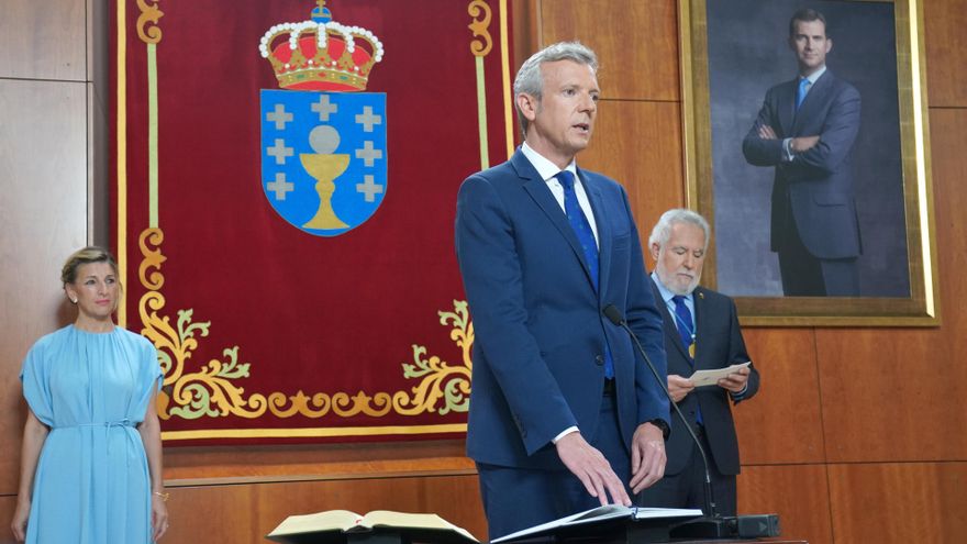 Archivo - El hasta ahora vicepresidente primero de la Xunta de Galicia, Alfonso Rueda, durante su toma posesión como presidente, en el Parlamento de Galicia, en el Pazo do Hórreo, a 14 de mayo de 2022, en Pontevedra, Galicia, (España). Rueda, del Partido