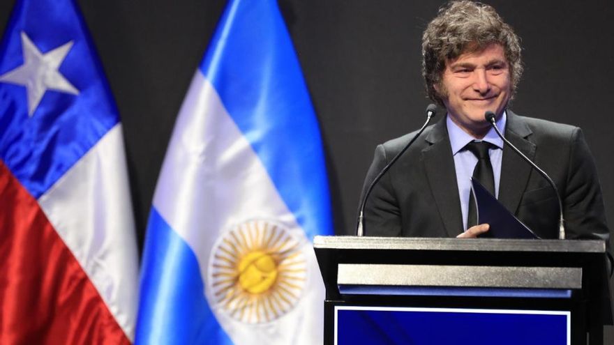 Milei visitó Chile, dio un discurso ante empresarios, pero no fue recibido por Boric