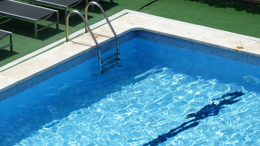 Un niño de dos años es trasladado al hospital en estado grave tras ser rescatado de una piscina en un hotel de Fuerteventura