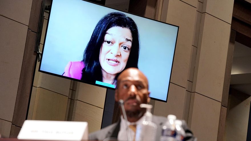 Congresistas abogan por ayuda legal pública contra deportación de migrantes