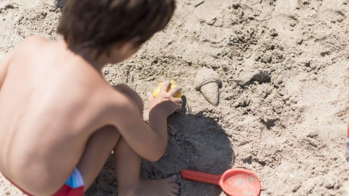 Niños en la playa.