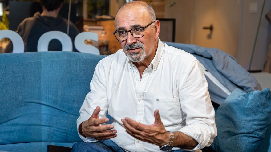 El mic robiólogo Ignacio López-Goñi, durante la entrevista.