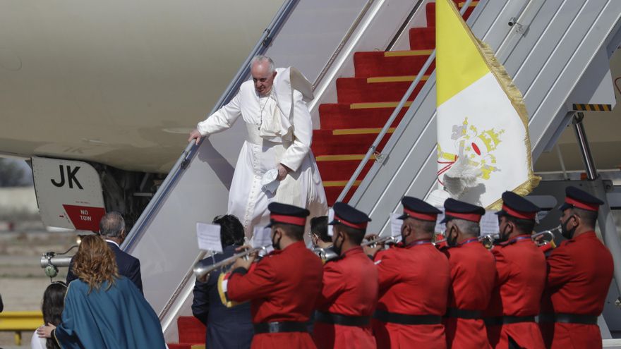 El Papa llega al aeropuerto internacional de Bagdad