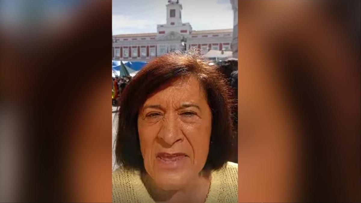  ¡Pedro Sánchez, a la mierda! : una concejala del PP de Torre Pacheco increpa a los manifestantes de Sol