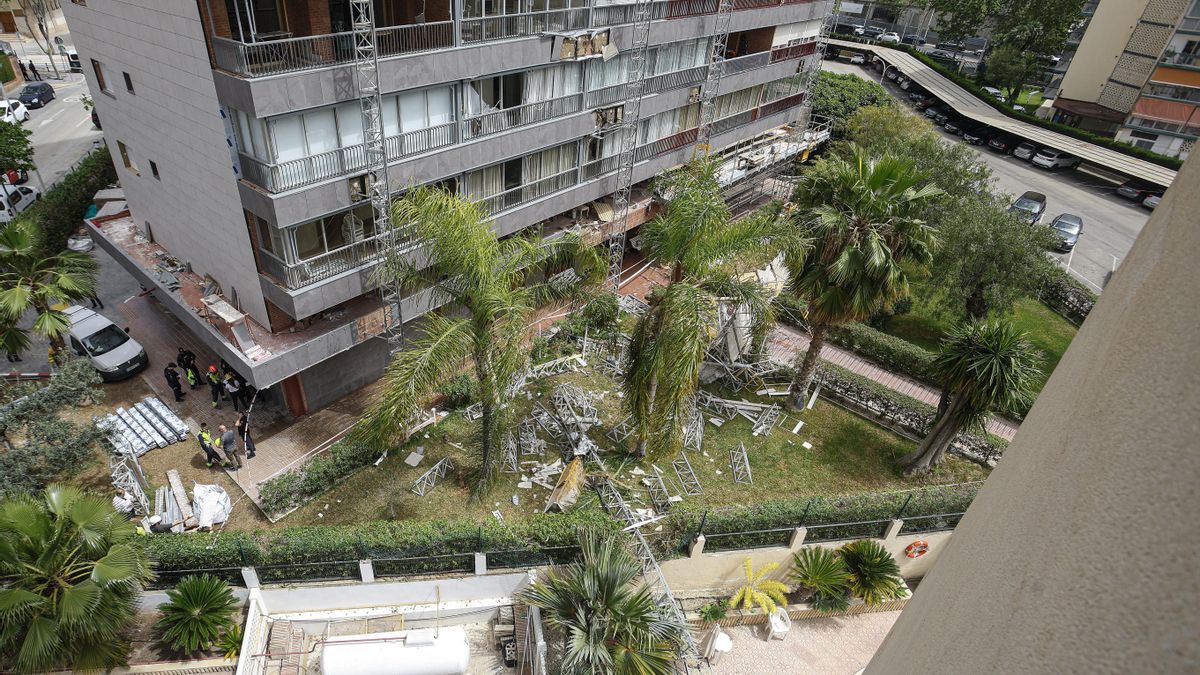 Dos trabajadores muertos por la caída de un andamio en Benidorm