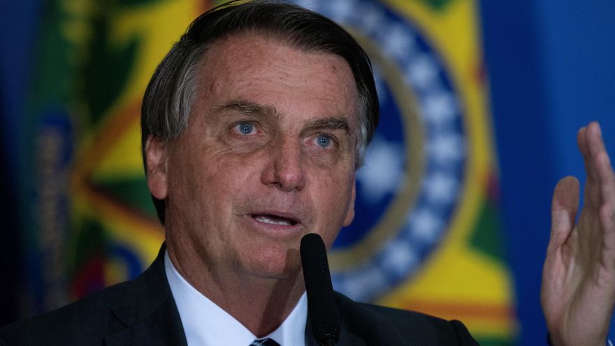 La izquierda y la derecha exigen un juicio con miras a destituir a Bolsonaro