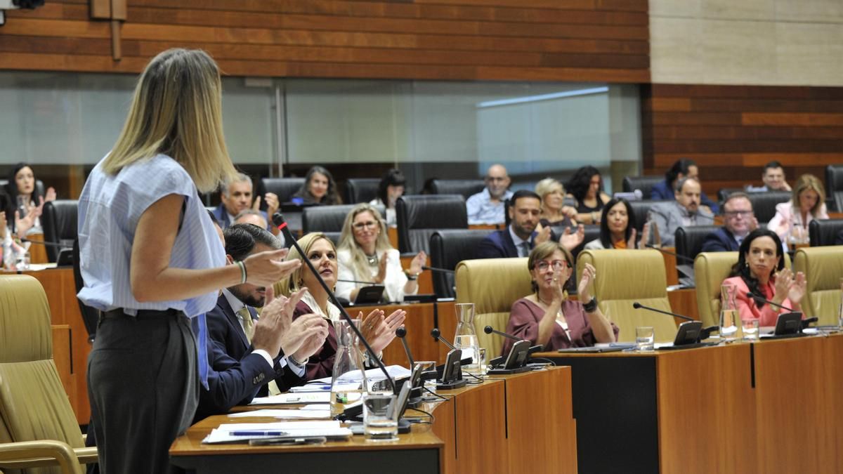Guardiola esquiva con un alud de datos la presión del PSOE por delegar en Castilla y León la voz de Extremadura en la PAC