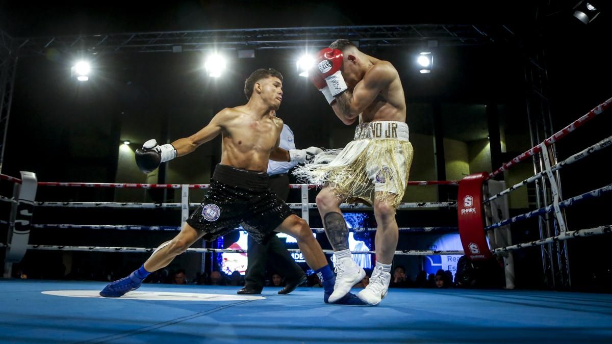 Combate de Rafa Lozano Jr. por el cinturón Iberoamericano