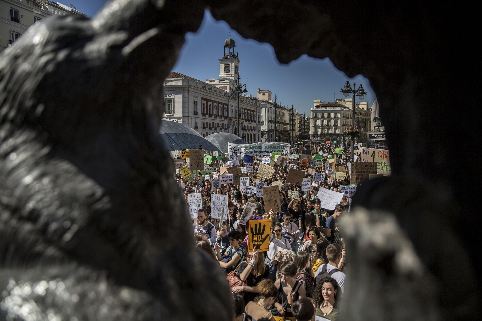 Marcha del 15M verde en la Puerta del Sol en Madrid.