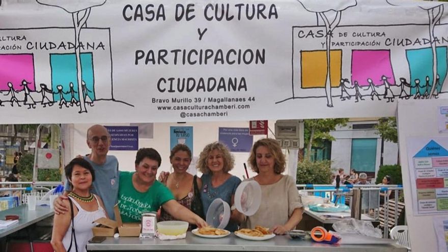 Almeida dejará fuera de las Fiestas del Carmen a las asociaciones de vecinos de Chamberí