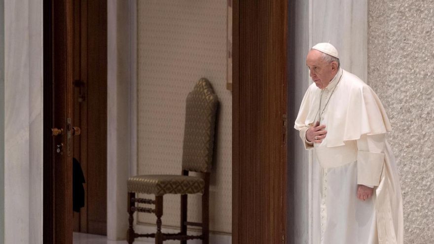 El Papa reforma la Curia para dar más espacio a los laicos y las mujeres en la Iglesia