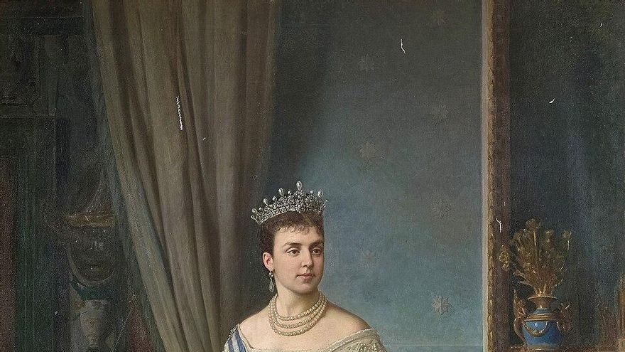 La joya que el papa León XIV usará en Madrid: un regalo de la poco conocida reina que impulsó la Catedral de la Almudena