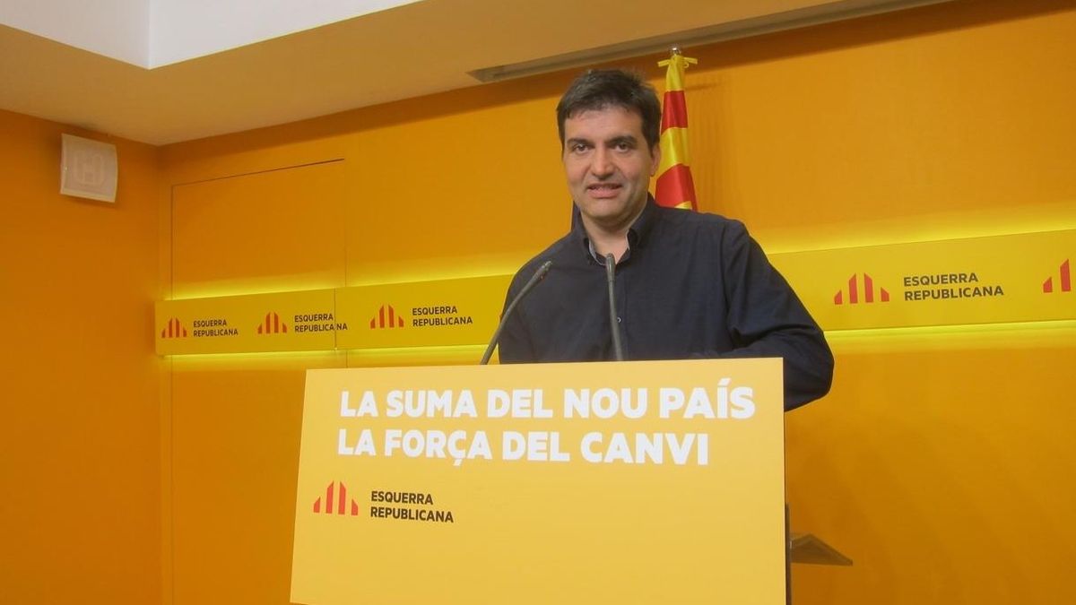 ERC defiende que la lista sin políticos refuerza a Mas y pide cerrar un acuerdo esta semana